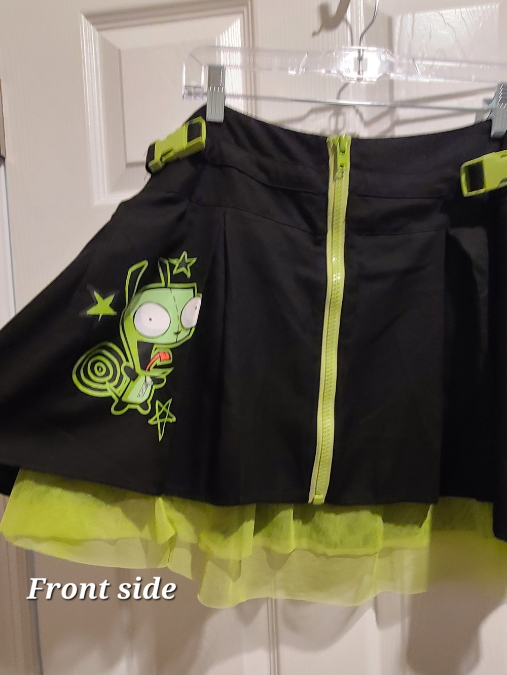 Invader ZIM! Black and Green GIR Skater Skirt, Hot Topic Plus Size 2 (18/20 US)